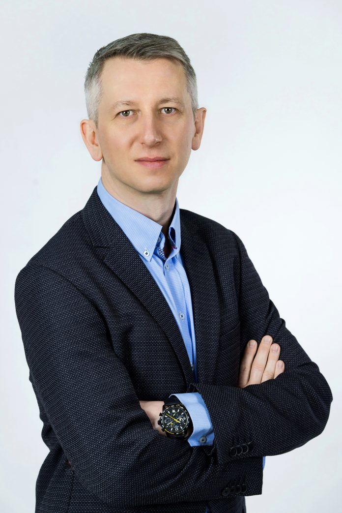 Marek Janiak, DOMINION Polska
